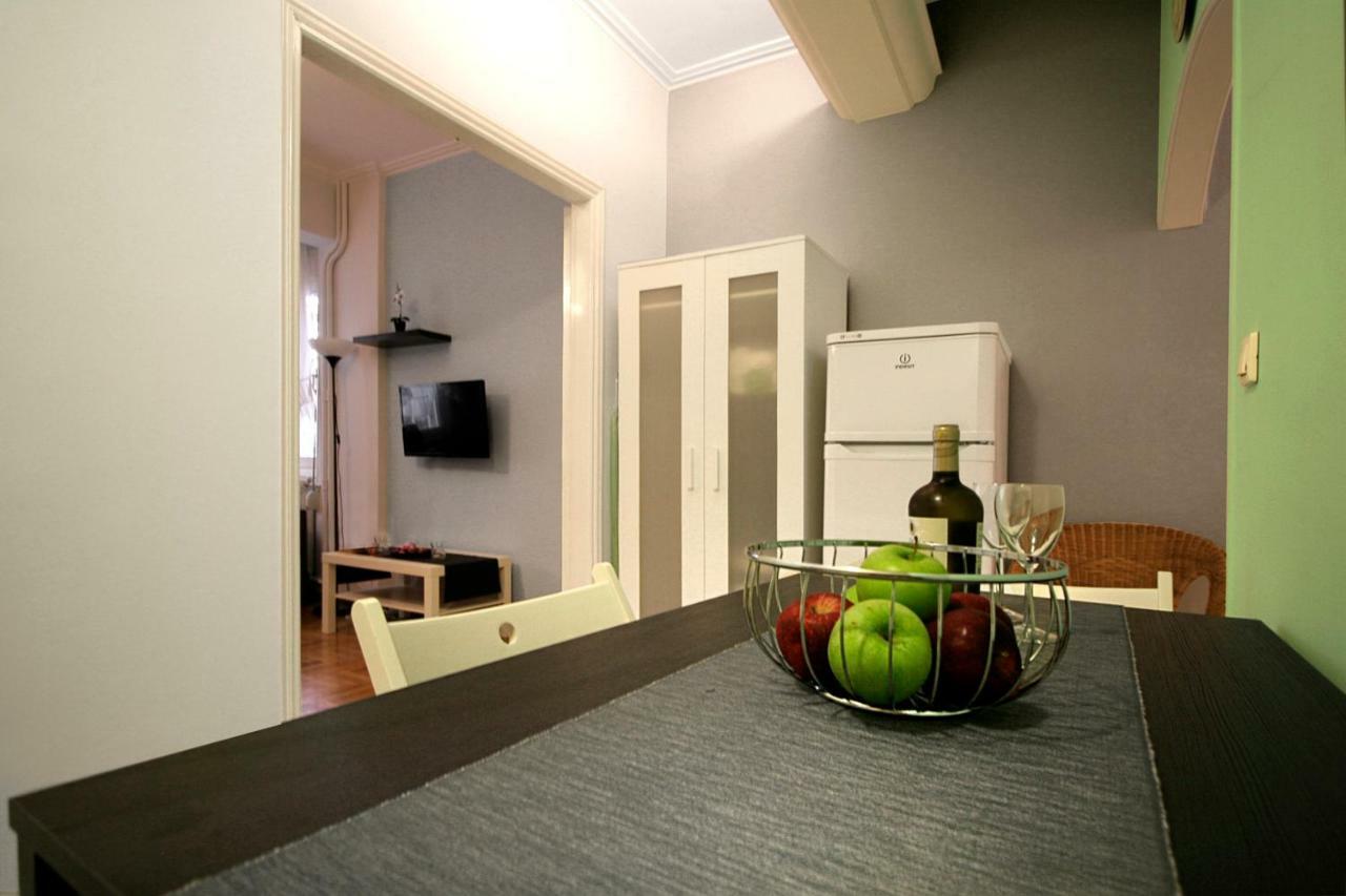 Luxury Flat In Kolonaki, 3' Metro Apartment Атина Екстериор снимка